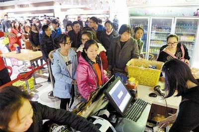 超市排隊總是最慢？可能是你的‘網絡工程’心態在作祟